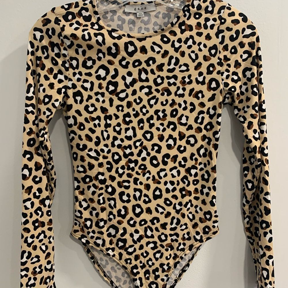 Gaze Leopard Print Bodysuit